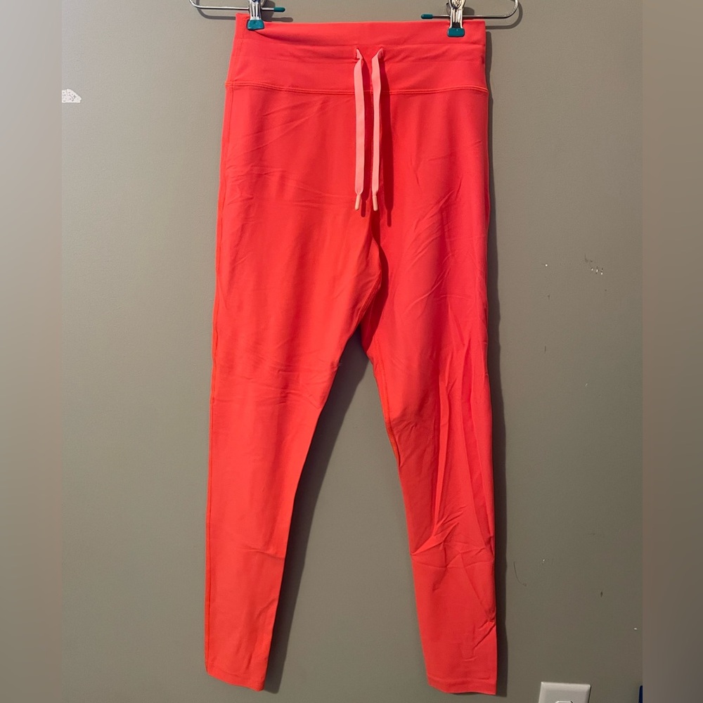 Sarah’s Day White Fox Boutique Monza Leggings! Size medium NEW WITH TAGS